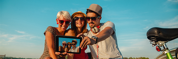 20 de gadget-uri pot fi castigate de studenti prin campania BT “FII un STAR STUDENT”
