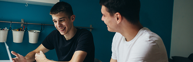 26 din cei 30 de participanti la cel mai recent program de internship BT au ramas in echipa bancii