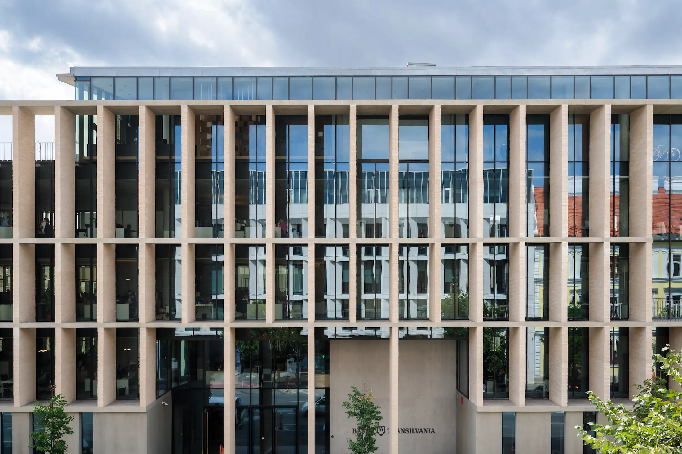 BT: Strong growth of business activity and operational efficiency in the first three months of the year 