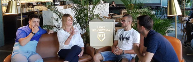 Muzica business-ului si business-ul muzicii