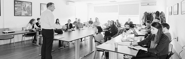 Call to action: Sesiune gratuita despre managementul resurselor umane, in cadrul EMBA University of Hull, in 7 – 10 septembrie, in Cluj-Napoca