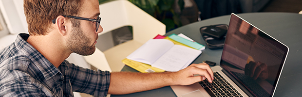 #InfograficBT: Platforma online cu peste 700 de intrebari si raspunsuri despre banking