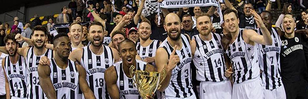 Performanta in baschet: U-Banca Transilvania a castigat pentru a treia oara consecutiv Cupa Romaniei
