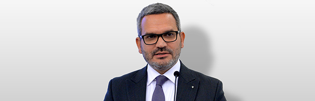 Omer Tetik: Banca Transilvania doneaza 1,4 milioane de lei pentru cumpararea unor aparate de ventilatie mecanica, echipamente si materiale pentru spitale de stat din Romania